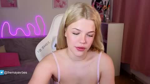 Maya online show from 02-15-26, 03:36