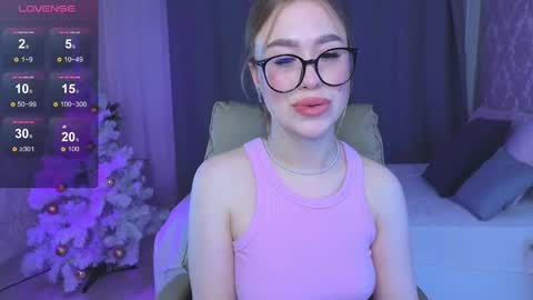 Snapshot of maya_lolly chatting on 12-08-24, 05:33 Maya online show from 12-08-24, 05:33