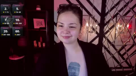 Woman online show from 12-25-24, 11:54