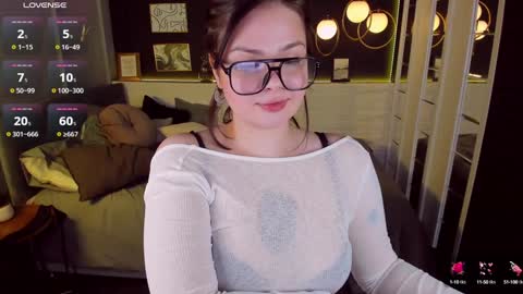 Woman online show from 01-02-25, 08:49