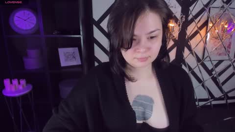 Woman online show from 01-20-25, 05:48