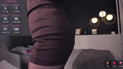 Woman online show from 11-11-25, 03:12