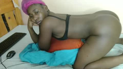 Snapshot of maya_nyla chatting on 04-15-26, 04:30 Faith online show from 04-15-26, 04:30