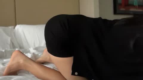 Maya and Alex online show from 01-10-25, 07:35