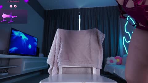 Maya online show from 01-23-25, 01:51