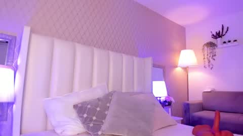 Maya online show from 01-31-25, 04:25