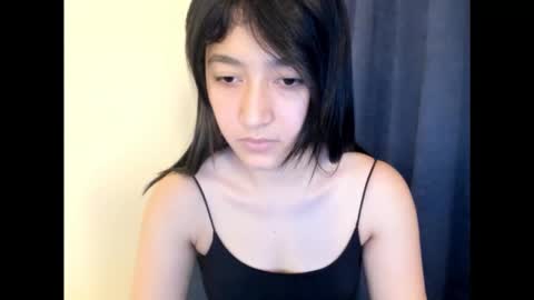 Snapshot of mayachka10 chatting on 09-13-25, 04:29 mayachka10 online show from 09-13-25, 04:29