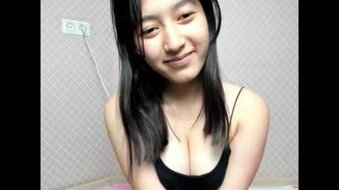 Snapshot of mayachka10 chatting on 10-04-25, 04:16 mayachka10 online show from 10-04-25, 04:16