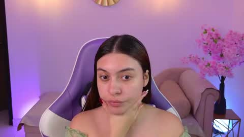 Snapshot of mayavexx chatting on 06-30-26, 07:04 Maya Vexx online show from 06-30-26, 07:04