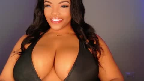 MayBabi online show from 12-13-25, 10:15