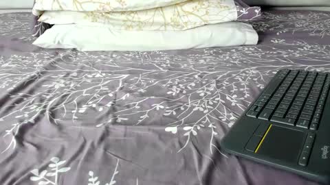 Maybelline69 online show from 09-19-25, 08:42