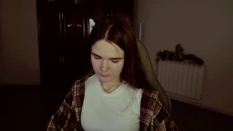 maybloom_ online show from 12-04-25, 09:18