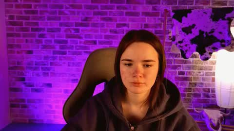 maybloom_ online show from 02-17-26, 06:21