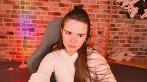 maybloom_ online show from 03-20-26, 12:43