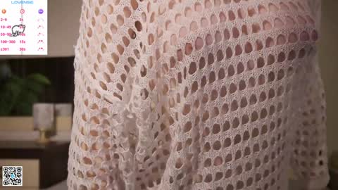 Snapshot of maydaedgin chatting on 01-16-25, 08:14 Violet online show from 01-16-25, 08:14