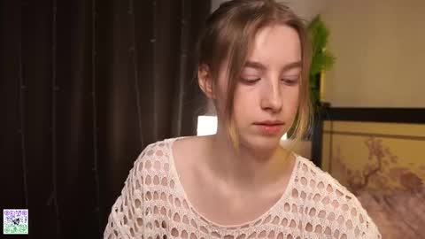Snapshot of maydaedgin chatting on 02-10-25, 02:30 Violet online show from 02-10-25, 02:30