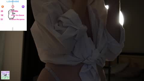 Snapshot of maydaedgin chatting on 02-27-25, 01:38 Violet online show from 02-27-25, 01:38
