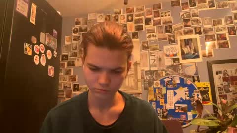 Rose online show from 03-24-26, 09:09