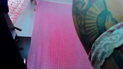 Snapshot of maykhot20cm chatting on 07-14-26, 06:35 Mayk Alvarado online show from 07-14-26, 06:35