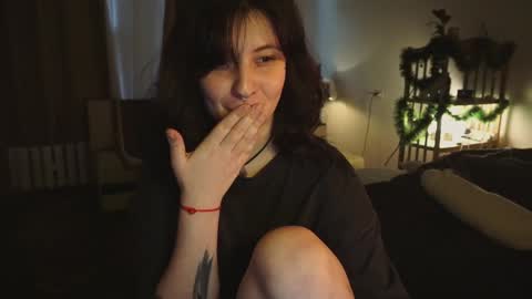 Snapshot of maymary_ chatting on 12-27-24, 08:56 Mary . online show from 12-27-24, 08:56