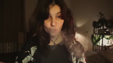 Snapshot of maymary_ chatting on 01-02-25, 06:18 Mary . online show from 01-02-25, 06:18