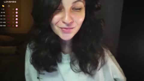 Snapshot of maymary_ chatting on 10-04-25, 06:22 Mary . online show from 10-04-25, 06:22