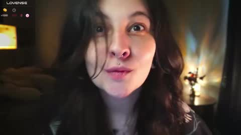 Snapshot of maymary_ chatting on 10-09-25, 05:49 Mary . online show from 10-09-25, 05:49