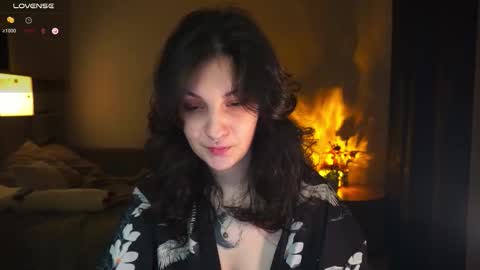Snapshot of maymary_ chatting on 10-23-25, 05:07 Mary . online show from 10-23-25, 05:07