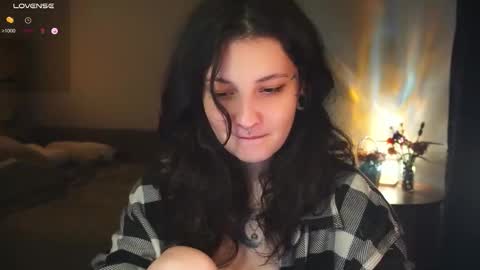 Snapshot of maymary_ chatting on 11-08-25, 06:24 Mary . online show from 11-08-25, 06:24