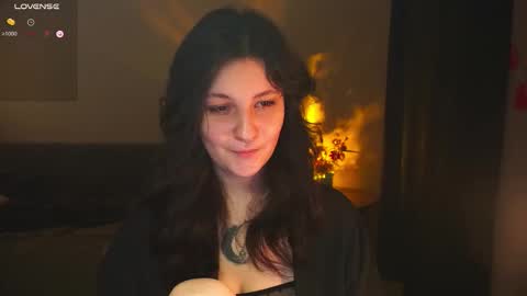 Snapshot of maymary_ chatting on 11-28-25, 05:54 Mary . online show from 11-28-25, 05:54