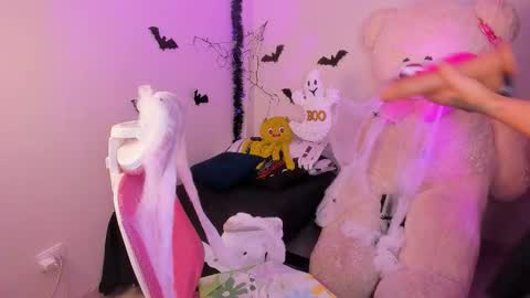 may online show from 10-19-25, 08:20