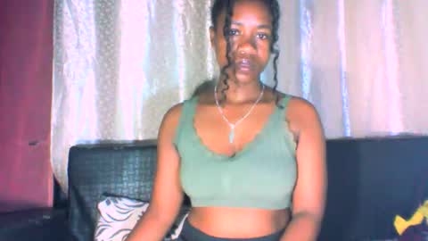 Snapshot of mayrah5 chatting on 11-27-25, 10:45 mayrah online show from 11-27-25, 10:45