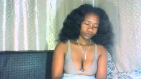 Snapshot of mayrah5 chatting on 12-02-25, 08:48 mayrah online show from 12-02-25, 08:48