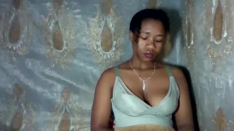 Snapshot of mayrah5 chatting on 03-14-26, 06:08 mayrah online show from 03-14-26, 06:08