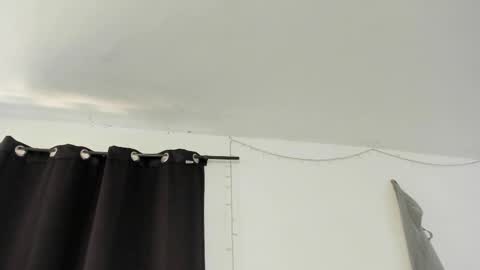 mazikeen_18 online show from 03-08-25, 03:35