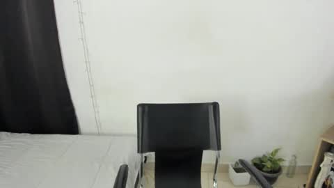 mazikeen_18 online show from 09-10-25, 12:38