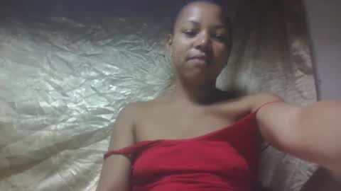 mbotyfeliciaa online show from 12-18-25, 12:55