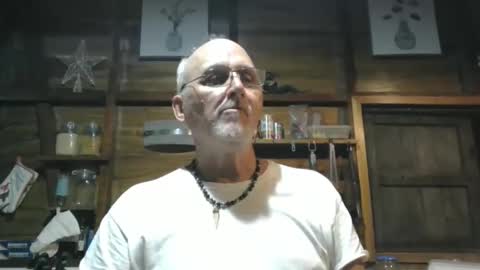 Snapshot of mbravo420 chatting on 11-29-25, 12:57 mbravo420 online show from 11-29-25, 12:57