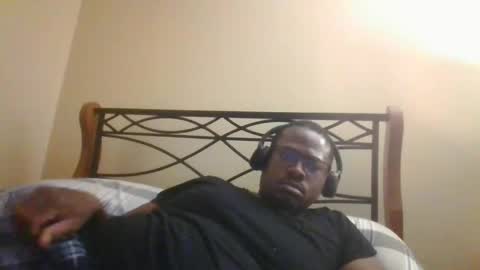 Snapshot of mbsupreme chatting on 05-29-26, 02:31 Mark online show from 05-29-26, 02:31