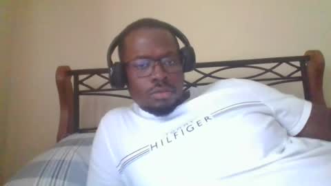Snapshot of mbsupreme chatting on 07-20-26, 07:38 Mark online show from 07-20-26, 07:38