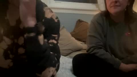 Snapshot of mcb1234525803 chatting on 05-03-26, 03:56 mcb1234525803 online show from 05-03-26, 03:56