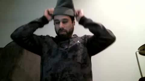 Snapshot of mcbuster11 chatting on 02-07-25, 02:29 mcbuster11 online show from 02-07-25, 02:29