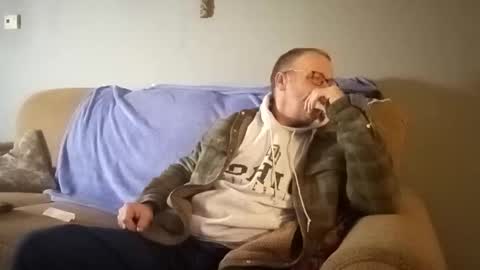 mcfly1973 online show from 11-28-25, 09:12