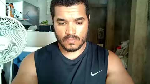 Snapshot of mcgregor_sexhot chatting on 06-11-26, 08:51 Mcgregor online show from 06-11-26, 08:51