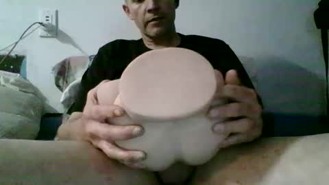 Snapshot of mchav997 chatting on 12-01-25, 02:05 Matt online show from 12-01-25, 02:05