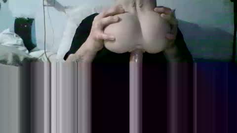 Snapshot of mchav997 chatting on 12-17-25, 06:30 Matt online show from 12-17-25, 06:30