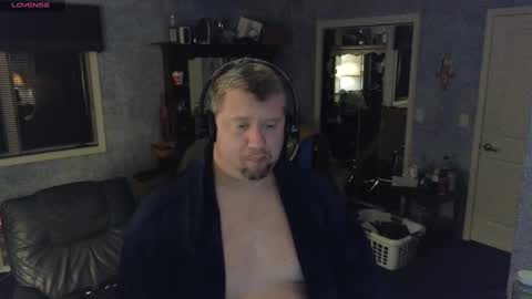 Snapshot of mckhero chatting on 12-20-24, 09:43 Sean online show from 12-20-24, 09:43