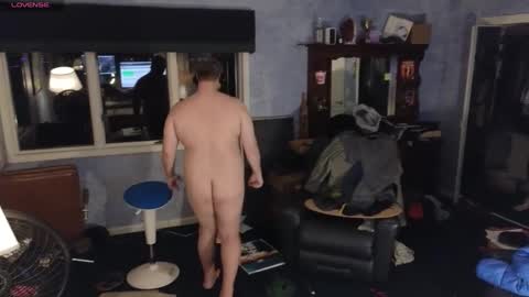 Snapshot of mckhero chatting on 12-20-24, 11:58 Sean online show from 12-20-24, 11:58