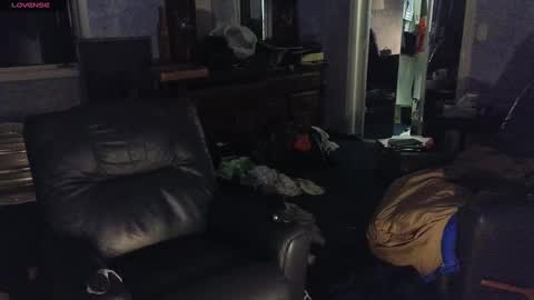 Snapshot of mckhero chatting on 12-21-24, 09:12 Sean online show from 12-21-24, 09:12