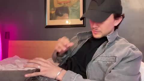 Snapshot of mcklister69 chatting on 02-02-26, 02:10 mcklister online show from 02-02-26, 02:10